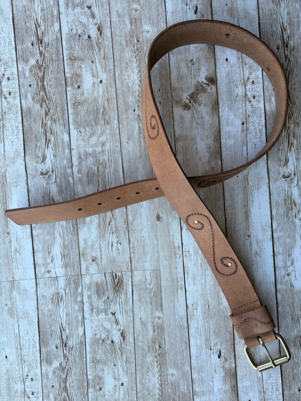 Linea Pelle Leather Swirl Embroidered Belt